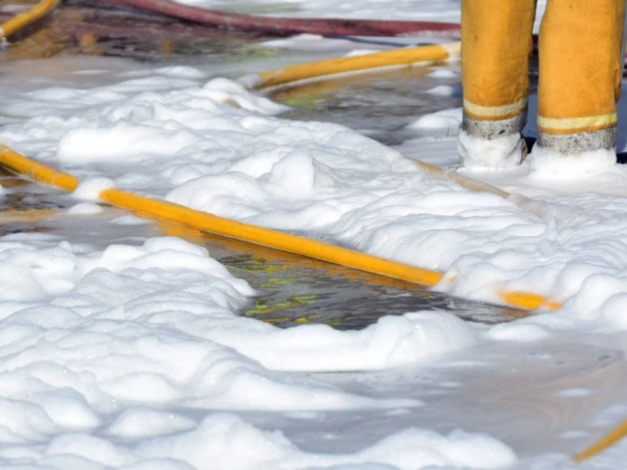 Firefighting foam