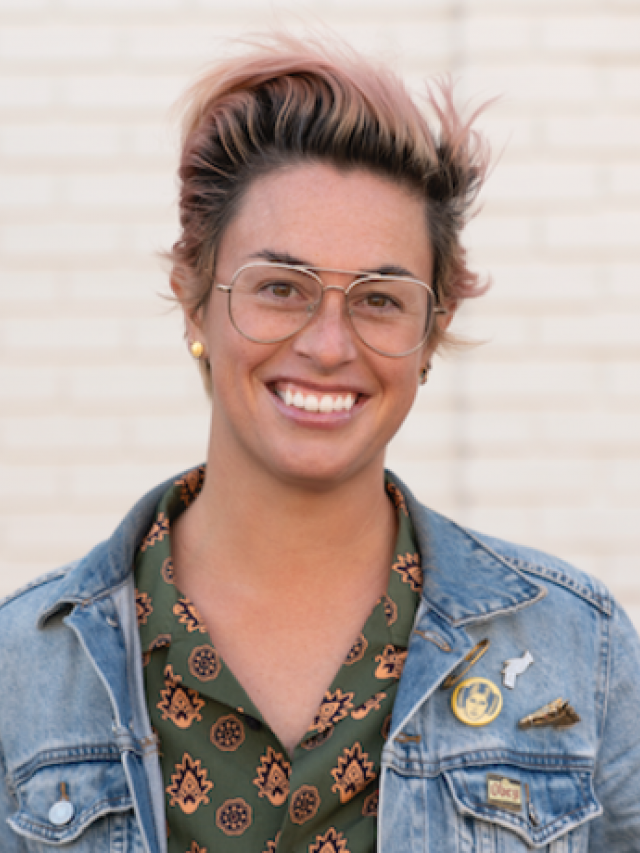 Katie headshot